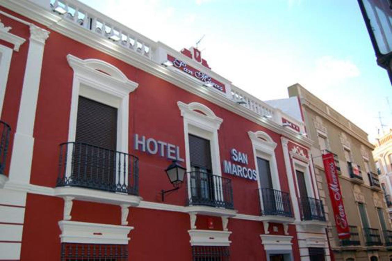 Hotel San Marcos Badajós Exterior foto